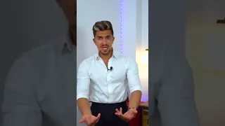بتلبس ساعه لما بتكون لابس القميص دندنها
