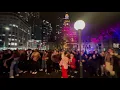 Download Lagu INCREDIBLE BUSKING NIGHT! September - Guitar \u0026 Sax performance - Vivid Sydney 2024
