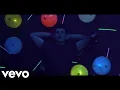 Download Lagu Munn - Fake Smiles (Official Music Video)