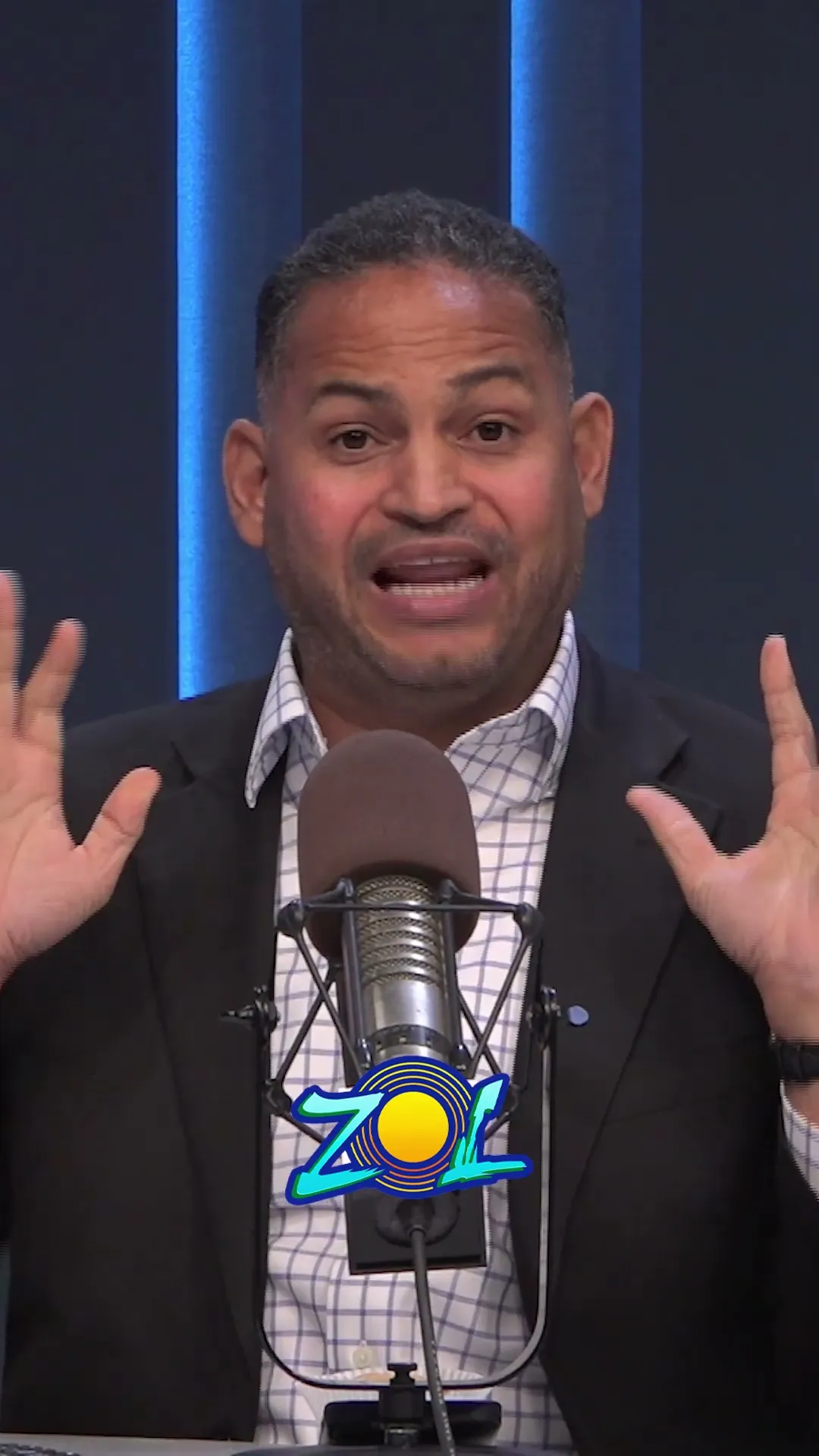 UN ESCÁNDALO FABRICADO