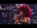Download Lagu What's My Name - Only Girl (In The World) - Rihanna Live at American Music Awards (2010)