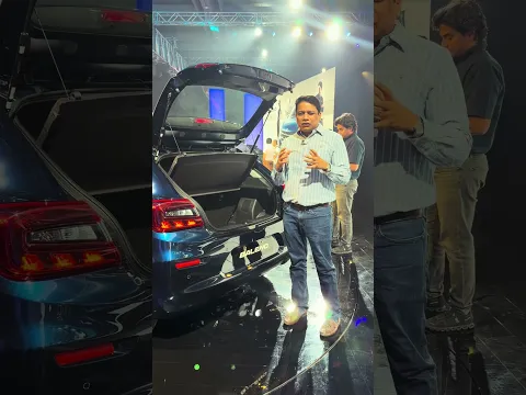 New Maruti Suzuki Boot space and engine sound