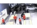 Watch an Apple store get robbed in 12 seconds CNBC International