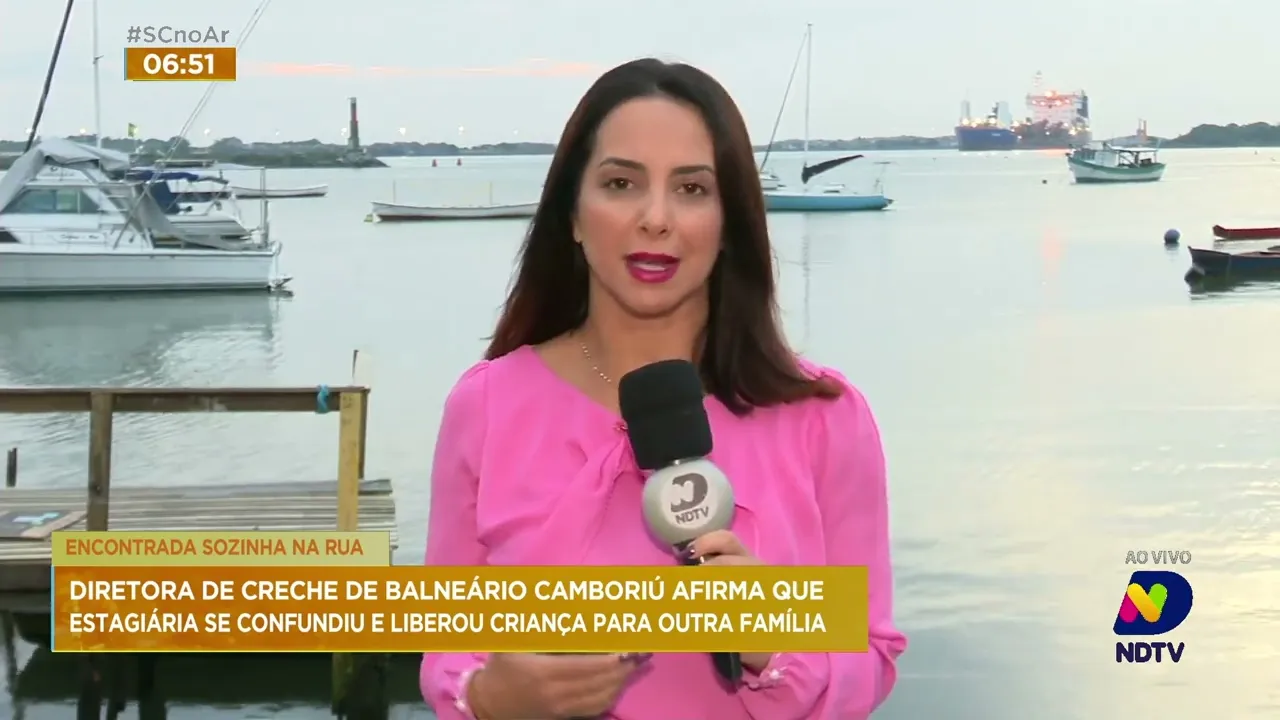 Criança encontrada sozinha fora da escola, em Balneário Camboriú, tinha sido liberada por engano