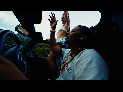 Video Thumbnail: Meryl - Coco Chanel (feat. Eva)