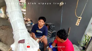 Kreasi warga Trusmi untuk persiapan arak arakan buyut Trusmi 2026