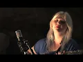 Elle King plays "Ain't No Sunshine" by Bill Withers - Legends of La La