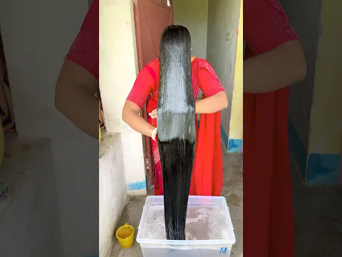 Long hair wash in deep water 💦#shorts #youtubeshorts #hairwash #longhair #indian #woman #ytshorts