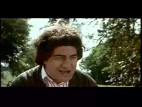Bande Annonce -  Les Visiteurs 2