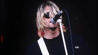 Download Kurt Cobain being iconic MP3