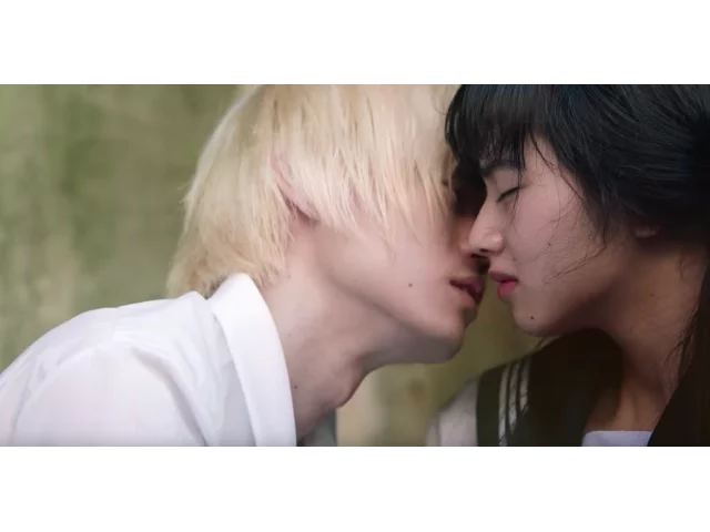 小松菜奈と菅田将暉がキス寸前！映画『溺れるナイフ』特報映像