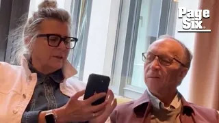 Nikki Glaser s parents hilariously react to Julia Roberts rubbing on Travis Kelce at Eras Tour
