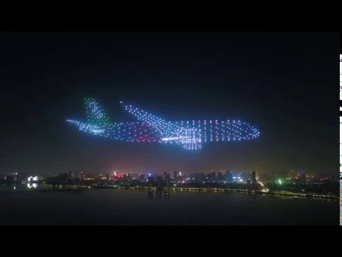 800 UAV drone LED-lys vises før Air Show på T-MOTOR HQ
