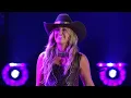 Lainey Wilson – “Phone, Keys, Wallet” | Live at CMA Fest 2026