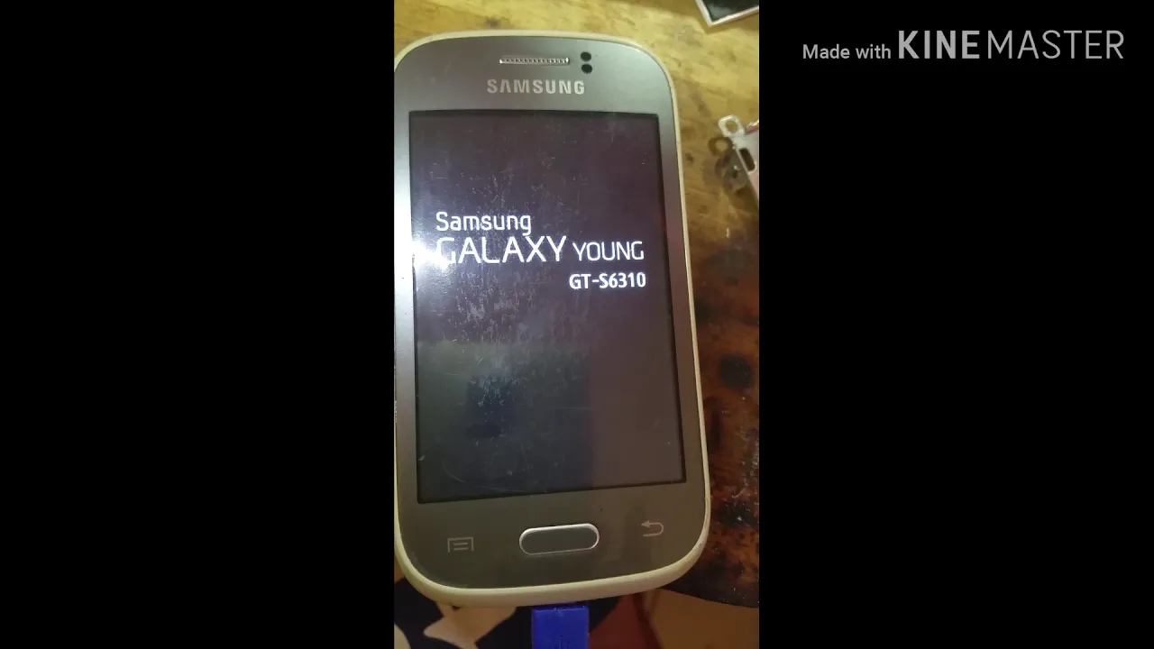 Game Memperbaiki Samsung gts6310 Yg telah di bongkar. 