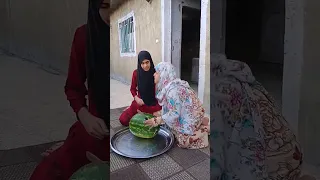 الضراير جايبين بطيخة 