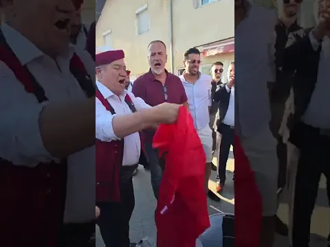 Kur dhëndri çan daullen (Pamje nga një dasmë në Grupçin të Tetovës)