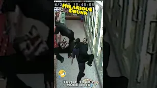 پسر مست بامزه ای که آبجوی بیشتری می خرد   دندنها