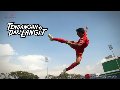 Tendangan dari langit (trailer)