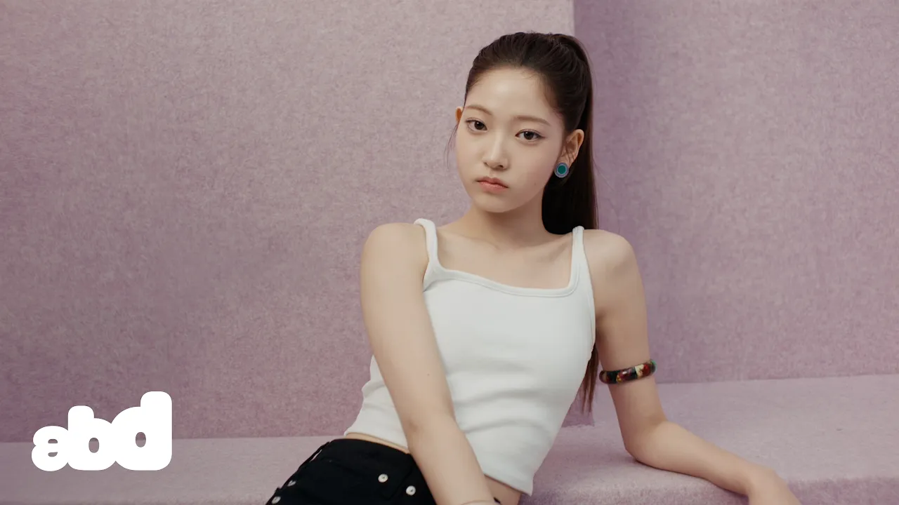 8月22日が誕生日で、デビュー直前に18歳を迎えました。
