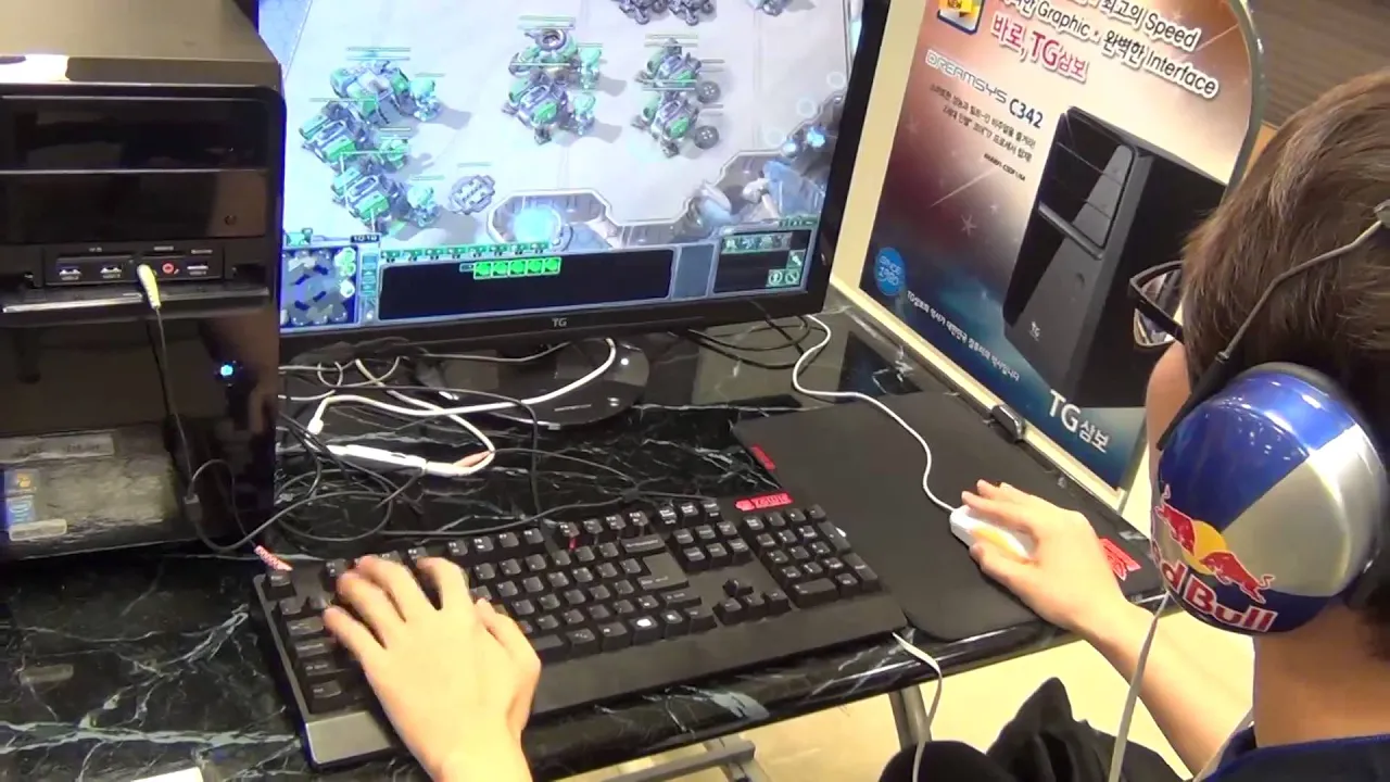 WCS Champion Bomber APM Video - Recorded at the WCG Korea Qualifier