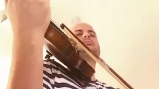 لا تنحني   عزف كمان دندنها