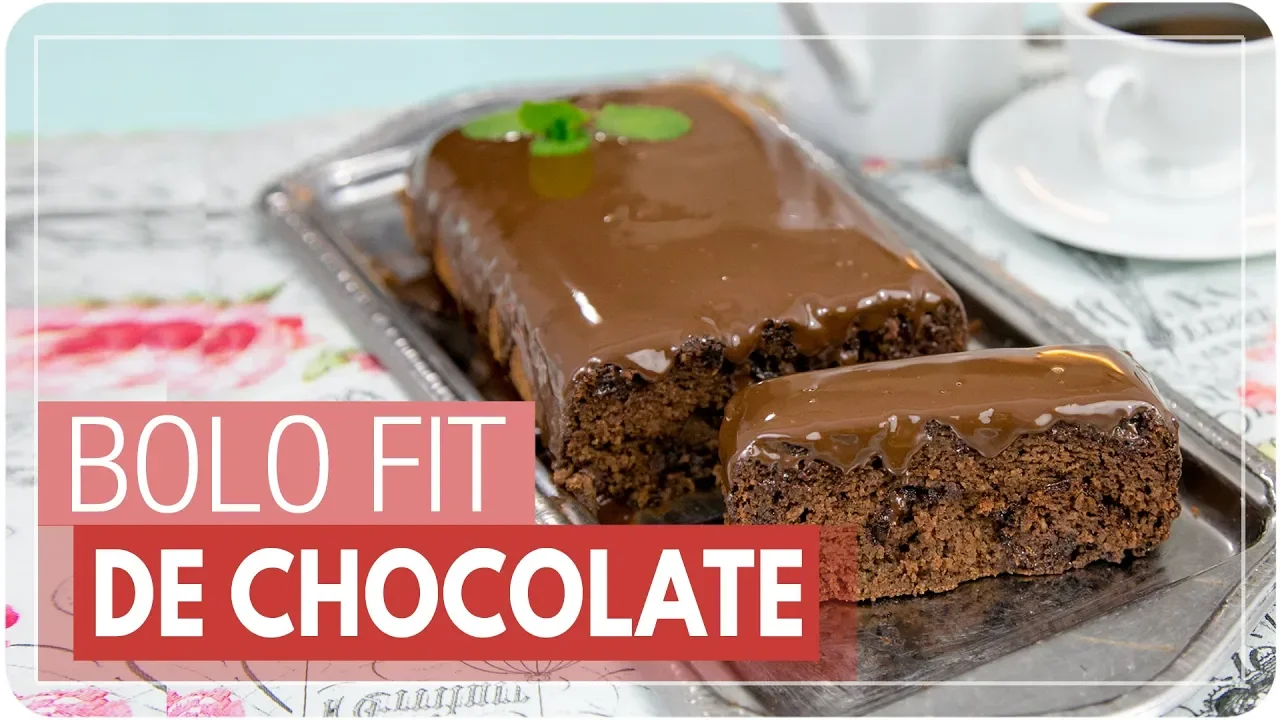 BOLO FIT DE CHOCOLATE - BOLO INGLÊS { chocolatudo e molhadinho} | Mamãe Vida Saudável #245