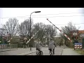 Download Lagu Spoorwegovergang Leiden // Dutch railroad crossing