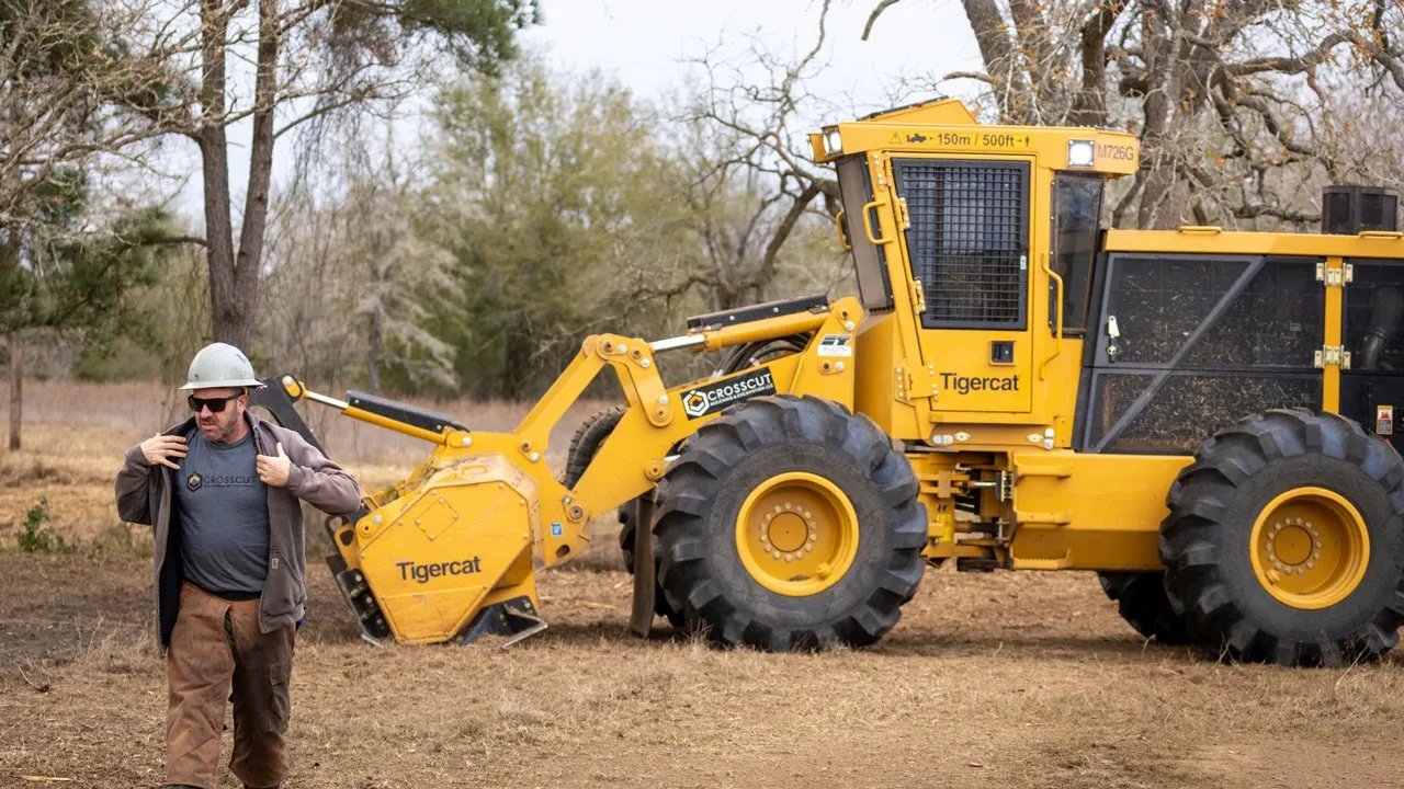 Land Clearing Ride Along in a 370hp Tigercat Super Mulcher