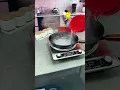 Who can resist such a kitchen gadget? The concave induction cooker is not picky about pots.