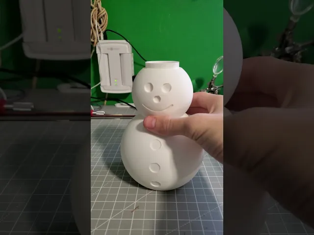 Snowman Piggy Bank – Festive 3D Printable Holiday Coin Bank (Easy Multi-Part Print) video thumbnail