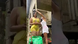 indian girls bathing in open area