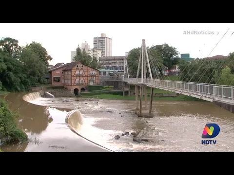 Defasagem em equipamentos ameaça sistema de alerta de enchentes no Vale do Itajaí
