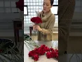 Download Lagu What they teach you in flower school, the spiral method. Learn how to make a rounded bridal bouquet