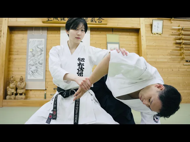 Karate Woman learns Aikido Seated Techniques [Hiyori Kanazawa and Ryuji Shirakawa]