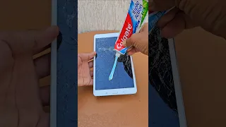 ضع معجون الأسنان على شاشة الهاتف المكسورة لن تصدق النتيجة                                دندنها