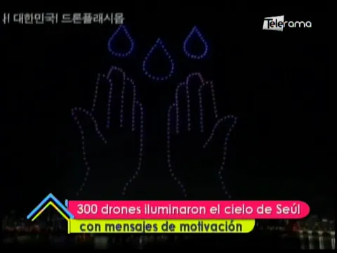 300 drones iluminaron el cielo de Seúl con mensajes de motivación