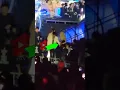 Download Lagu The way rosé holds Bruno Mars' hand !🥺 #mamaawards #rosé #brunomars