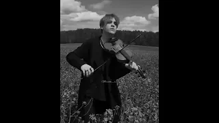 ميكس حزين نص مش قادر يخبي ونص رافض تبقى جامبي 