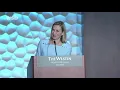 Lee Woodruff Shares a Moment of Humanity - Washington Speakers Bureau
