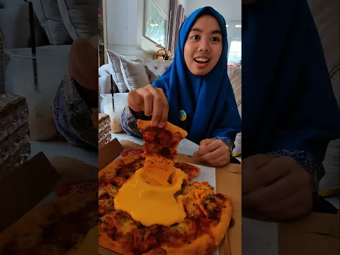 Riska Vlog Pulang Sekolah Kelaparan Saakiit Perut Dibelikan Pizza Lava Viral, Mbak Incess Squidgame