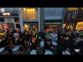Download Lagu Drums pop-up bandjes tijdens carnaval in Oeteldonk 2024 (360° view)