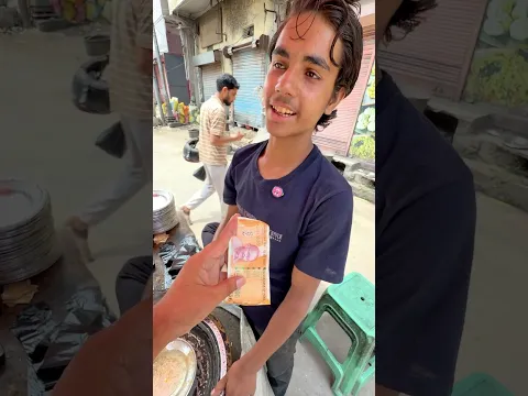 सलाम है ऐसे दुकानदारों को जो कमाने नहीं खिलाने के लिए दुकान खोली 🙏