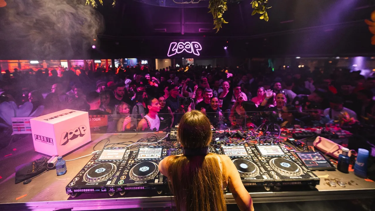 OLIVIA BASS - LOOP X CACAO @ FABRIK 01.04.26