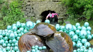😱Prying open the giant clam, countless enchanting green pearls flowed out from inside, so beautiful