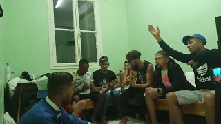 خليني نروح قلبي مجروح 