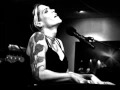 Download Lagu Beth Hart Am I The One