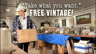 Picking A Barn Full of FREE Vintage Decor Spontaneous Weekend Thrift Store Scores Decor Styling