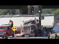 Area of Interstate 29 and Virginia Street reopen following early morning crash