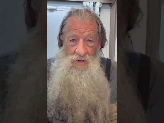 Ian McKellen Returns as Gandalf